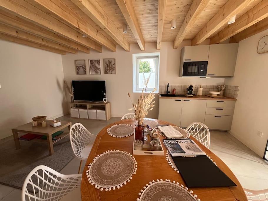Willa Maison 6 Couchages Entierement Renovee Feurs Zewnętrze zdjęcie